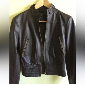 Black Leather 100% Lambskin Women’s bomber Jacket Sz Medium NWOT